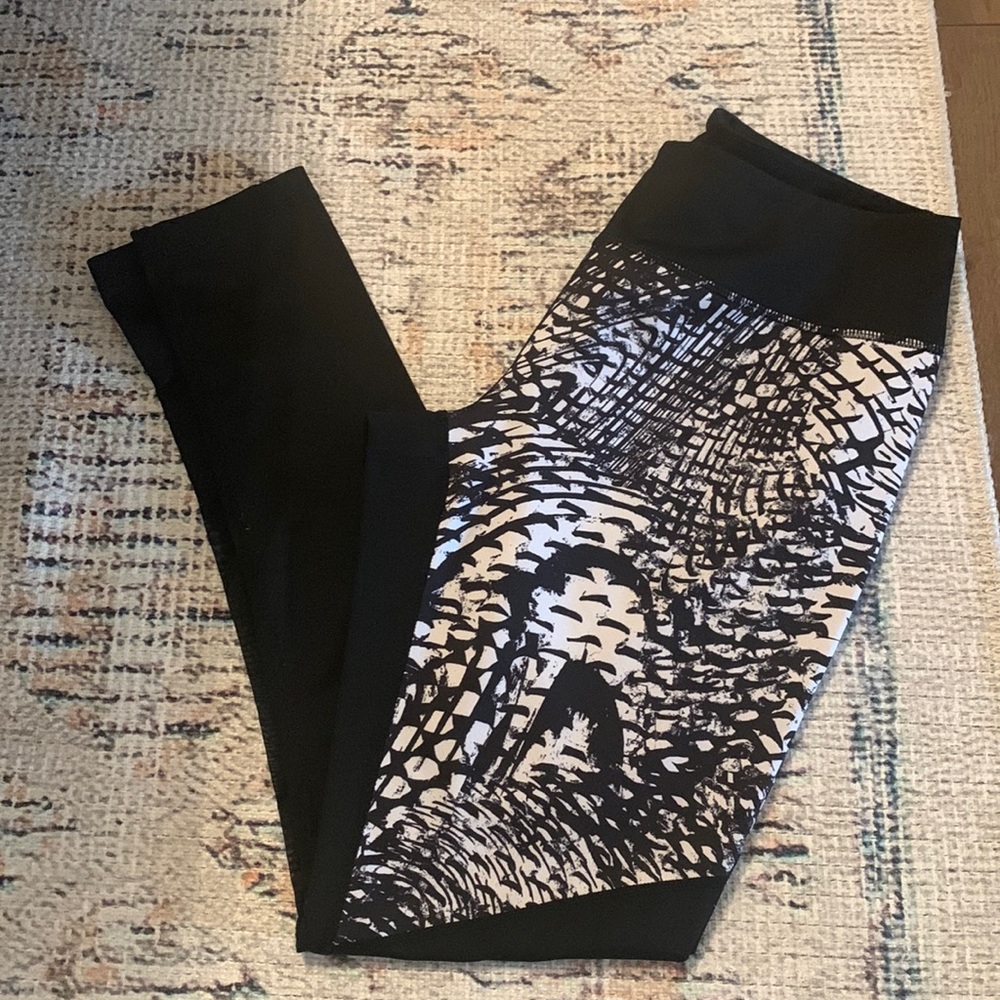 Z by Zella L Leggings EUC